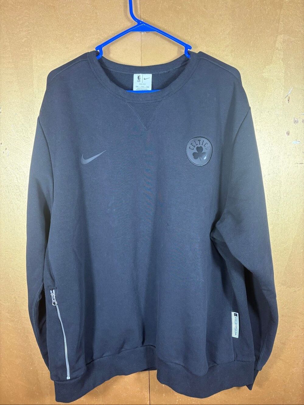 Nike Mens standard issue performance pullover sweatshirt size XXL